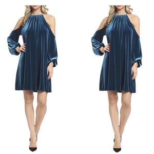 Belle Badgley Mischka Teal Cold Shoulder Long Sleeve Velvet Dress